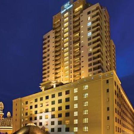 New Town Resort Suites At Pyramid Tower Subang Jaya Extérieur photo