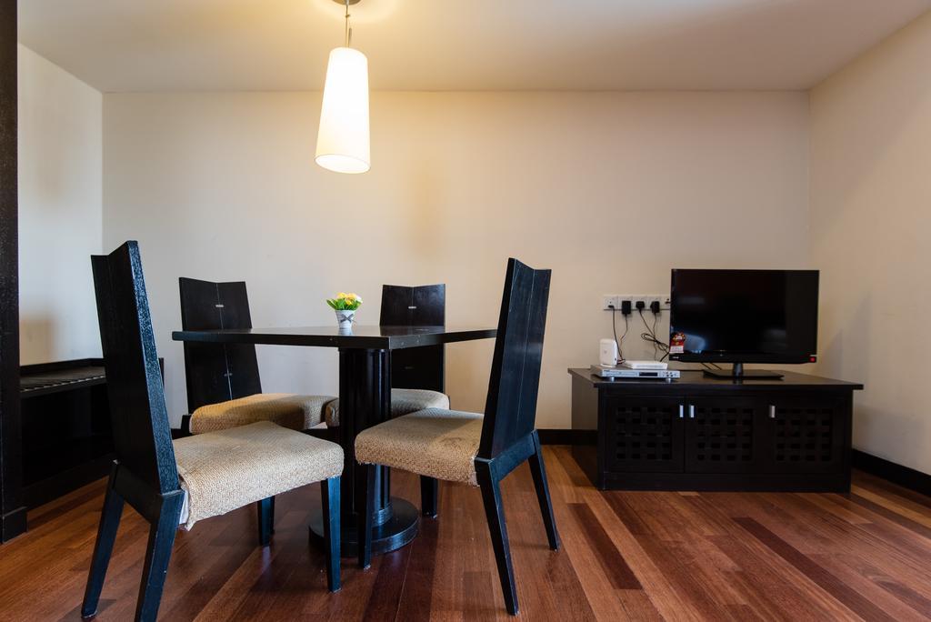 New Town Resort Suites At Pyramid Tower Subang Jaya Extérieur photo
